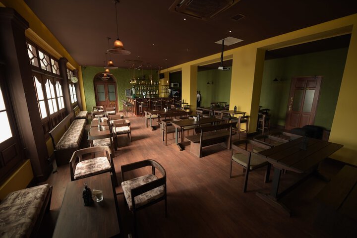 Lounge 57 of 67