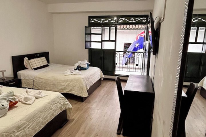 Room 7 of 110