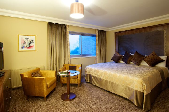 Room 13 of 54