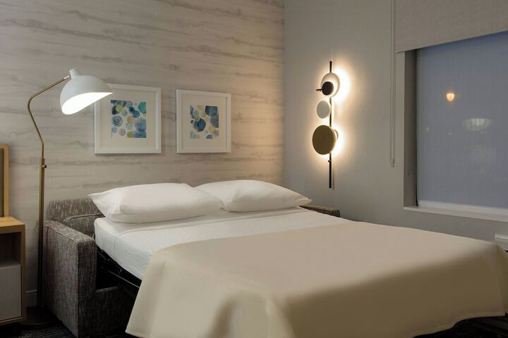 Room 9 of 41
