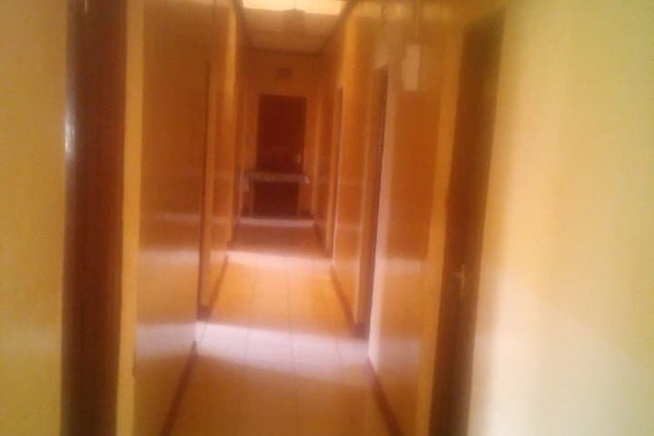 Ballroom/Hall 10 of 11