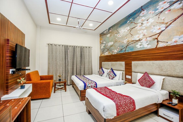 Room 5 of 23