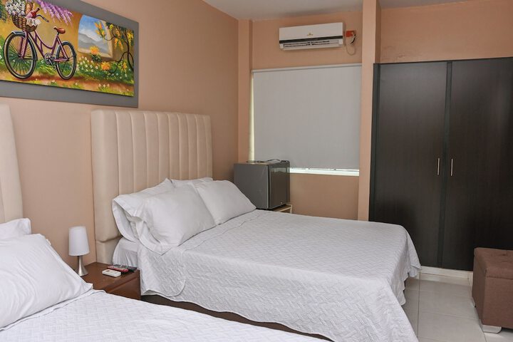 Room 11 of 35