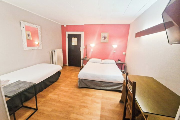 Room 14 of 25