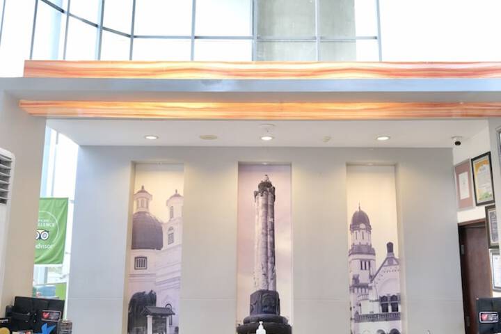 Guest Lobby