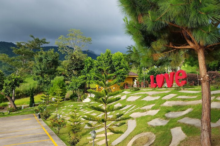 Property Grounds 21 of 27
