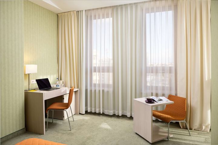 Room 15 of 75
