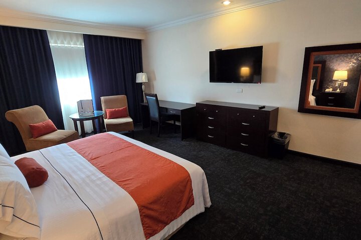 Room 39 of 74