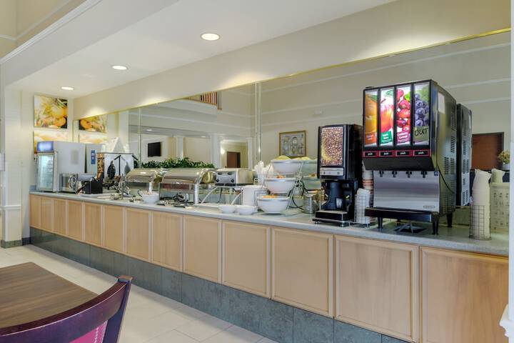 Breakfast buffet