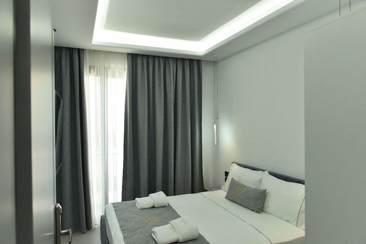 Room 56 of 164
