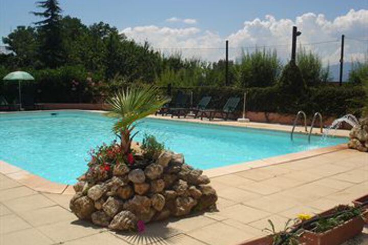 Pool 25 of 35