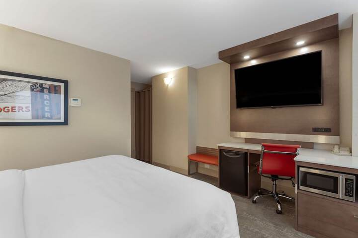 Room 7 of 50
