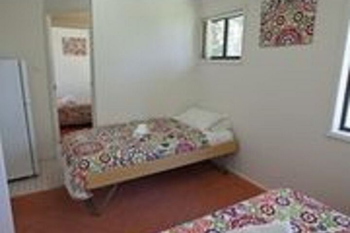 Room 27 of 177