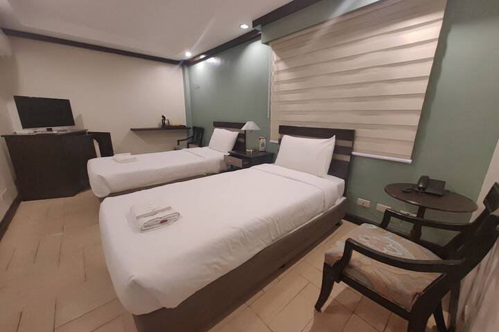 Room 19 of 58