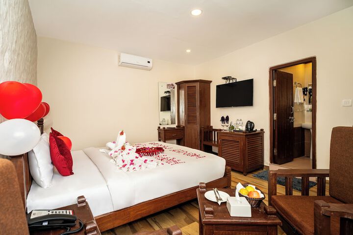 Room 8 of 60