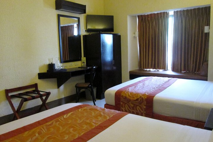 Room 13 of 96