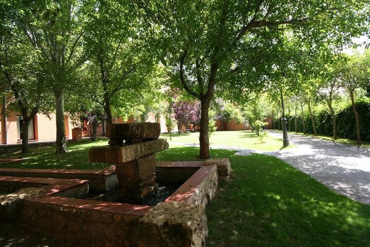 Property Grounds 24 of 32