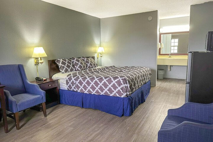 Room 19 of 58