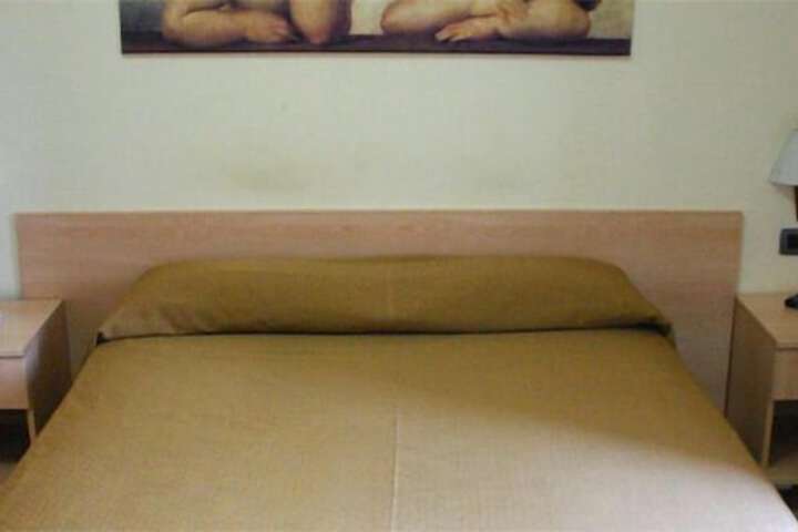 Room 8 of 51
