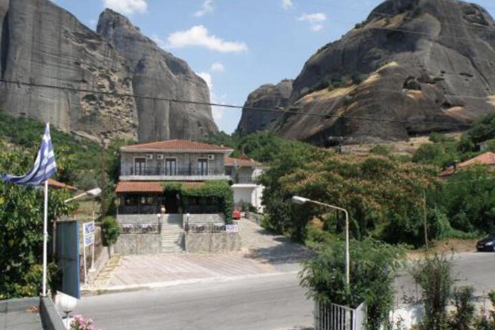 General 10 of 11