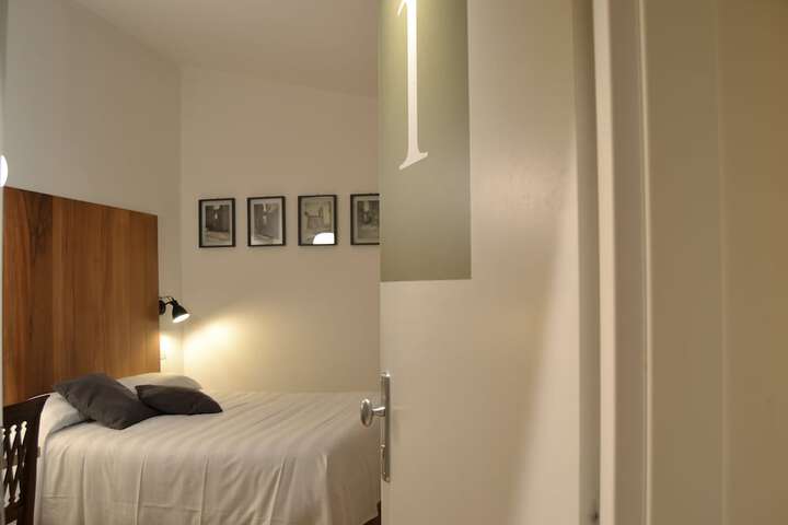 Room 19 of 93