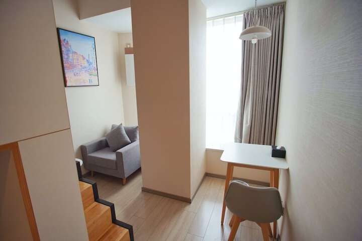 Room 12 of 40