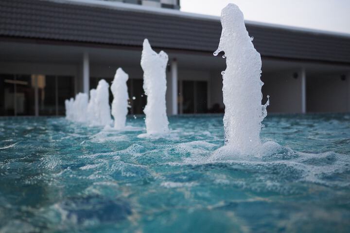 Pool 14 of 20