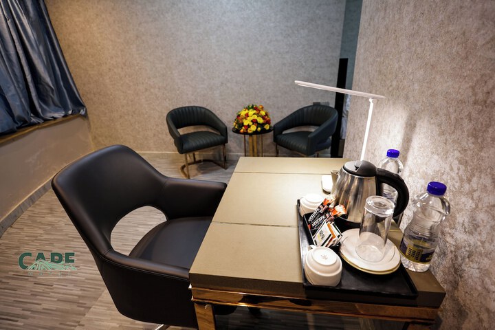 Room 10 of 18