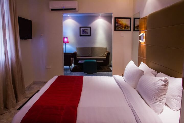 Room 12 of 57
