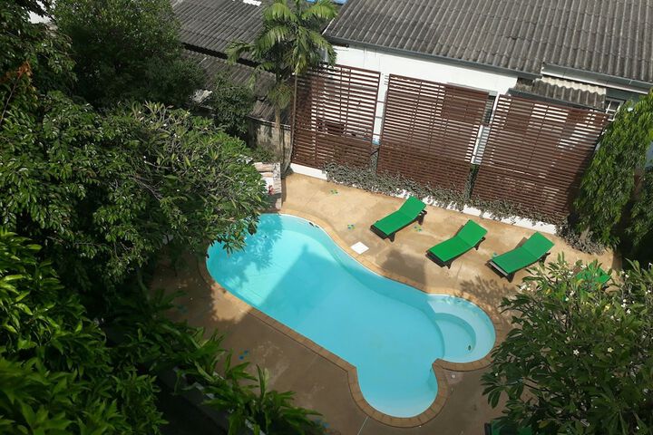 Pools & Facilities