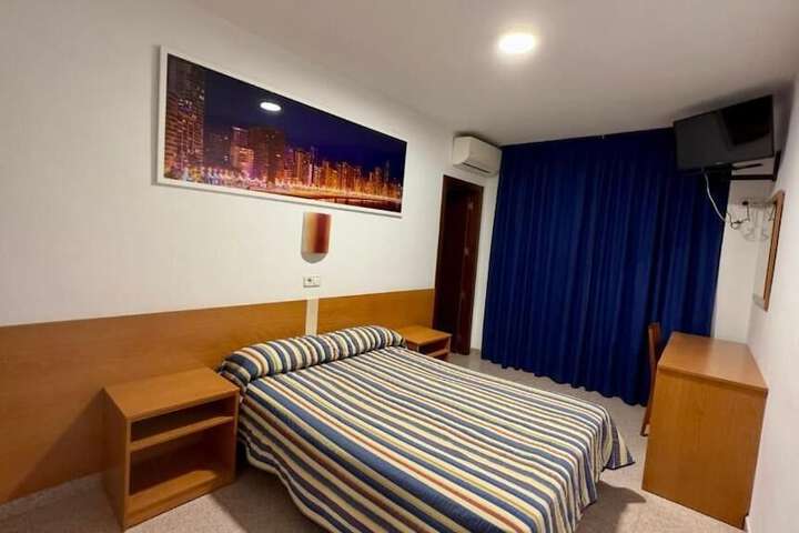 Room 5 of 31