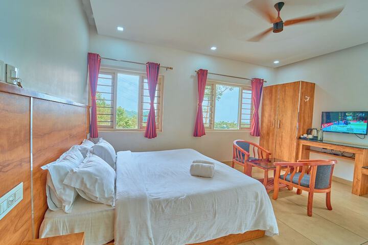 Room 15 of 37