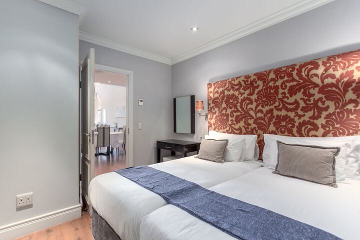Room 28 of 119