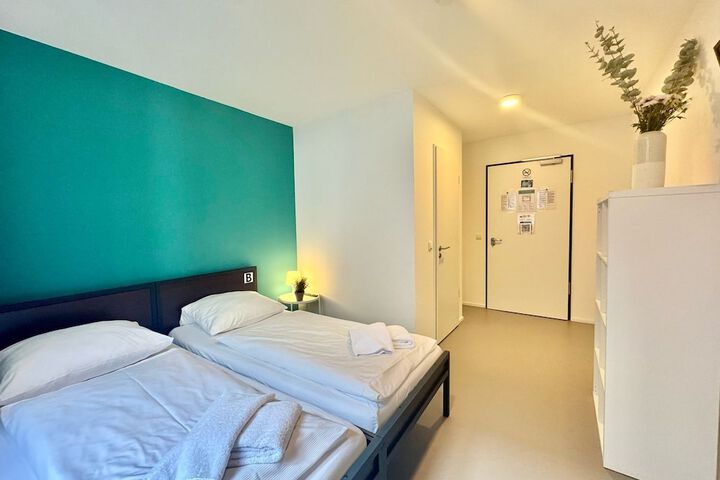 Room 11 of 72