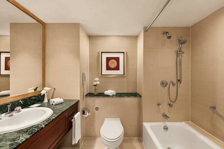 Room 45 of 79