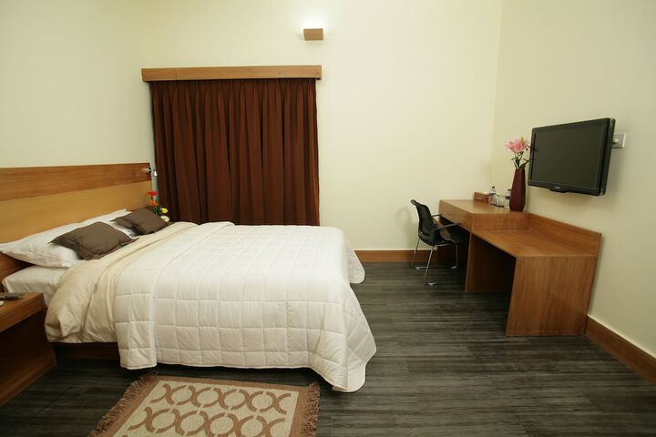 Room 4 of 35