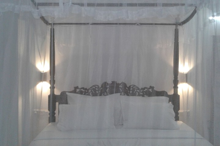 Room 19 of 123