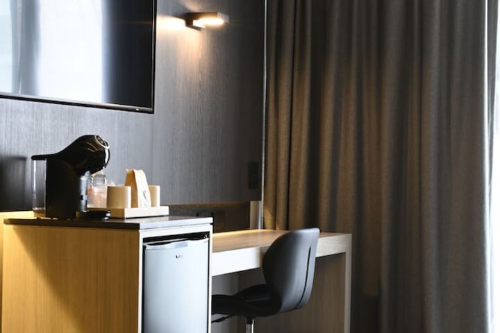 Room 15 of 64