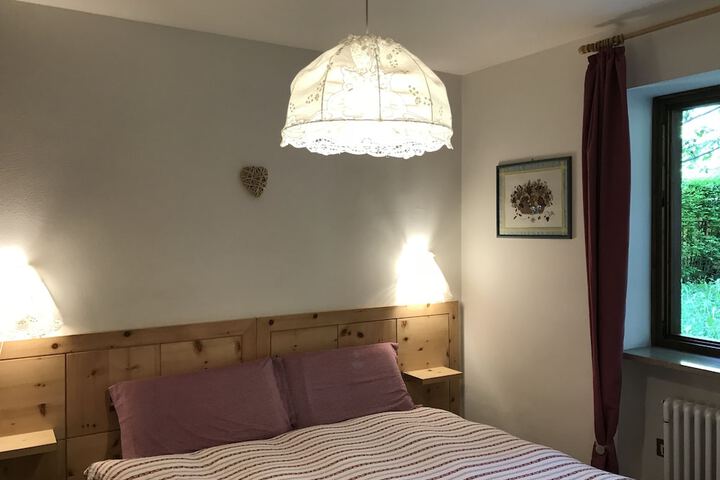 Room 3 of 12