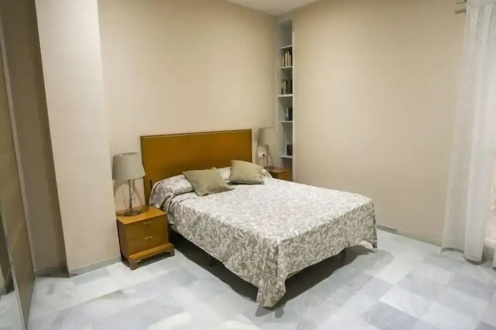 Room 2 of 11