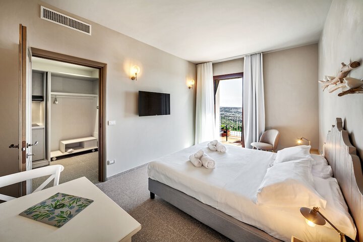 Room 14 of 121