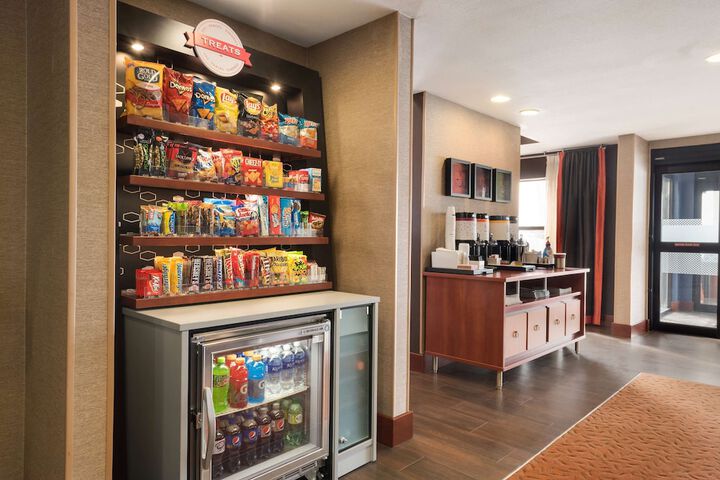 Snack bar