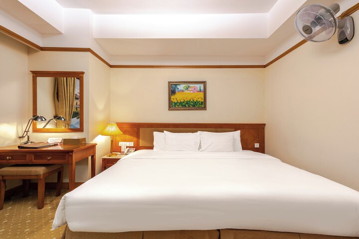 Room 20 of 119