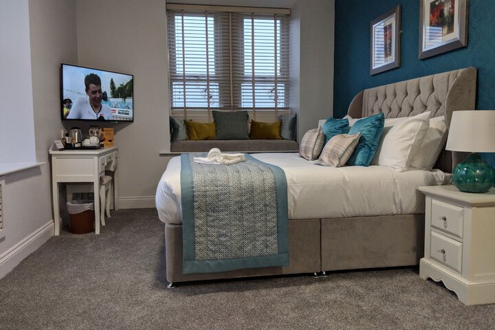 Room 17 of 164