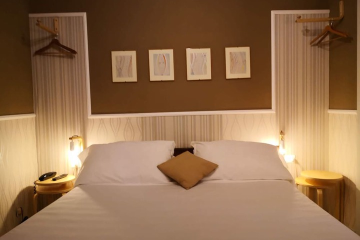 Room 36 of 75