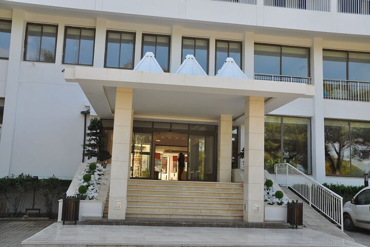 Hotel 4 of 43
