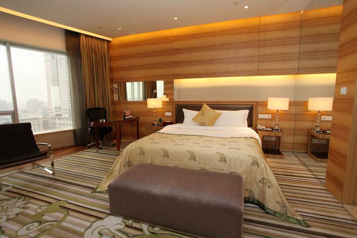 Room 4 of 53