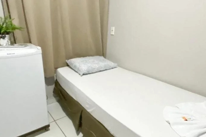 Room 2 of 12