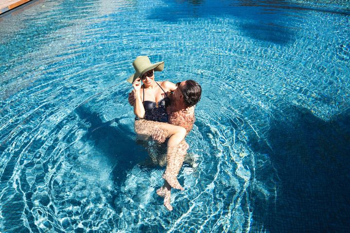Hotel Pool