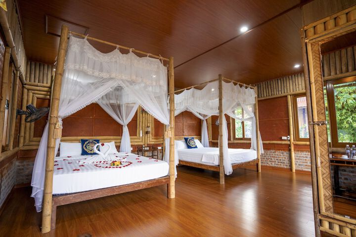 Room 10 of 49
